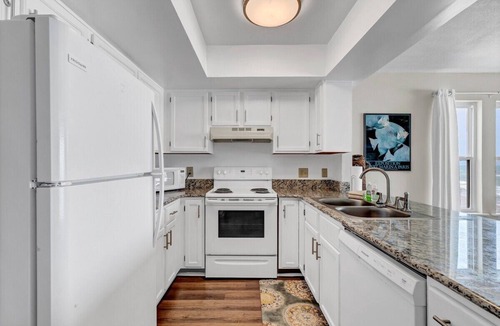 McCutcheon Field Condo | Spectacular Oceanview