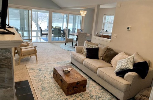 Prospect House | Spectacular on the water getaway!