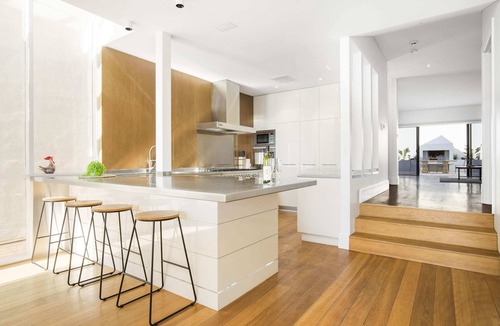 Seacliff House | Spectacular Panoramic Oceanview House in Seacliff