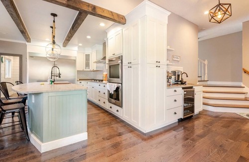 Springfield Cottage | Spectacular pool! 10 beds! Near Brass Pro