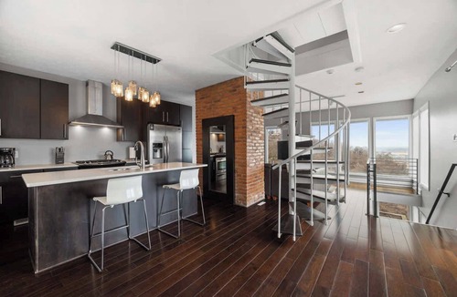 Mount Washington House | Spectacular Skyline Views - Luxury 2 Bedroom