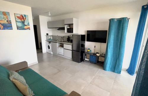 Concordia Apartment | Spectacular sunset view in our dreamy studio !