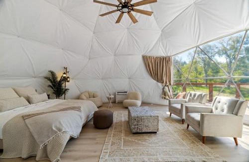 Bastrop County House | Spectacular Two Domes and Lofted Cabin Union with Breathtaking Deck and Indoors in Elgin, Texas