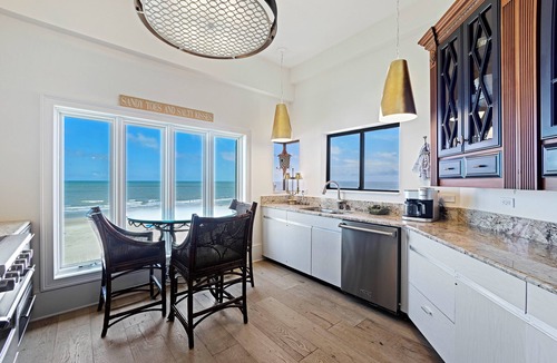 Beach Lagoon Villa | Spectacular Direct Atlantic Ocean Views Bikes & Beach Gear included