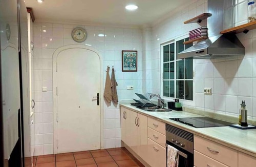 Els Arenals del Sol Villa | Spectacular Villa in beach area!