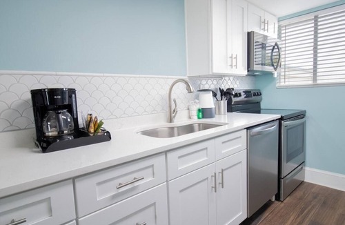 Litchfield by the Sea Hotel | Spectacular Views & Comfortable Oceanfront 2 Bdrm