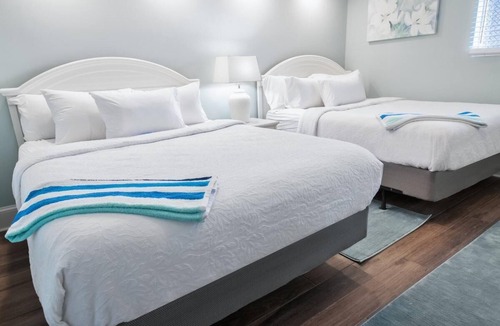 Litchfield by the Sea Hotel | Spectacular Views & Comfortable Oceanfront 2 Bdrm