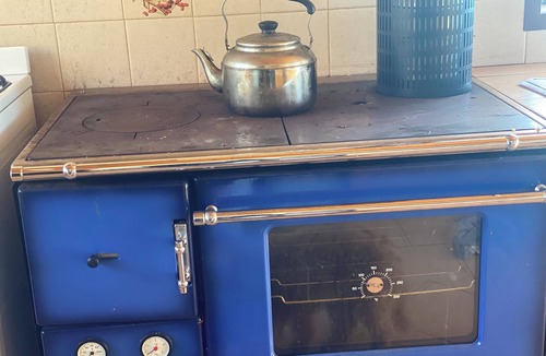 Terip Terip House | Spectacular views, nature, pet friendly off grid experience