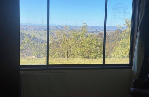 Terip Terip House | Spectacular views, nature, pet friendly off grid experience