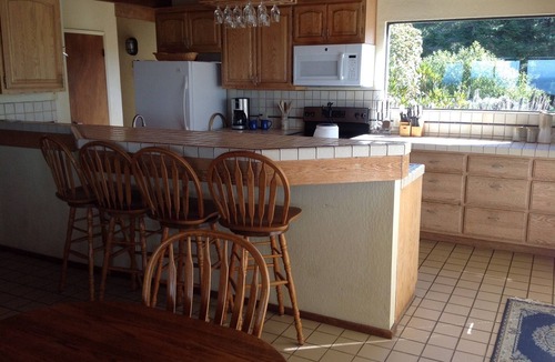 Manchester House | Spectacular Views with Privacy