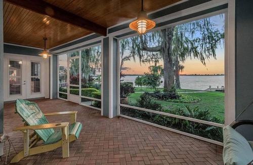 Winter Haven House | Spectacular Waterfront Home in Winter Haven