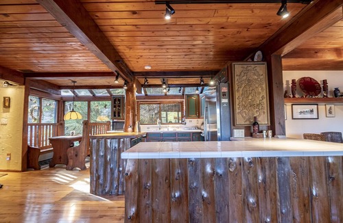 Saranac Lake House | Spectacular Waterfront Home