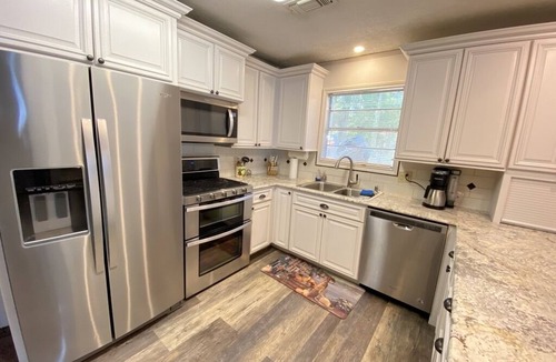 South Toledo Bend House | Spectacular Waterfront - 188+ 10 Star reviews!