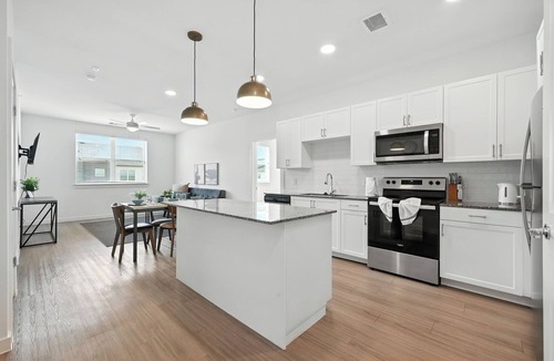 Austin Apartment | Spectra Parks 4301 I Comfy 2 Bed 2 Bath