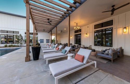 Austin Apartment | Spectra Parks 7310, Stunning Austin Oasis