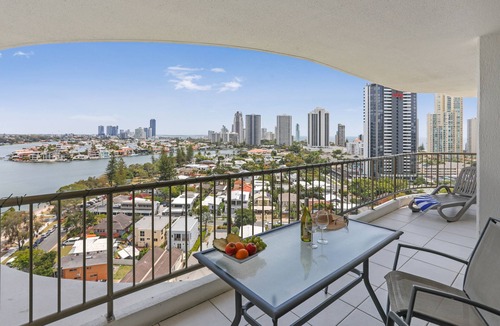 Surfers Paradise Apartment | Spectrum Apartments