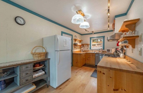 Brockway House | Speedboat Retreat in Kings Beach
