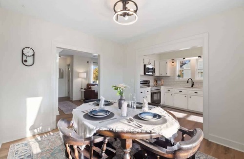 Shenandoah Cottage | Speedway 4BR Walk to Town Pet Friendly