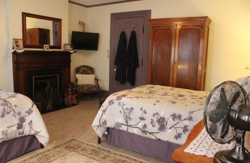 Erie Bed & Breakfast | Spencer House Bed & Breakfast