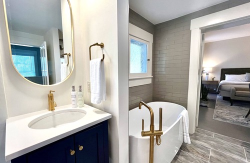 Chillicothe Bed & Breakfast | Spencer Suite at The Willis-James