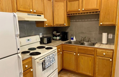 Spencer Apartment | Spencer Village Colonial 4