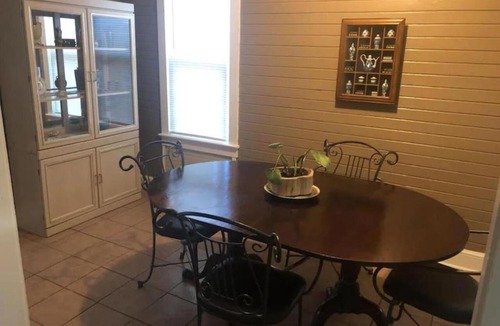 Tallahassee Villa | Spencerville Charmer