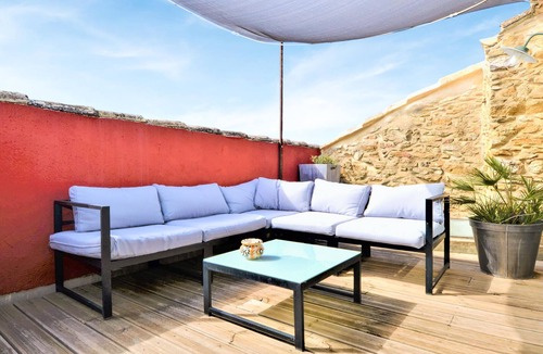 Vallabrix Apartment | Spend a relaxing time in this exceptional vacation apartment in Vallabrix.