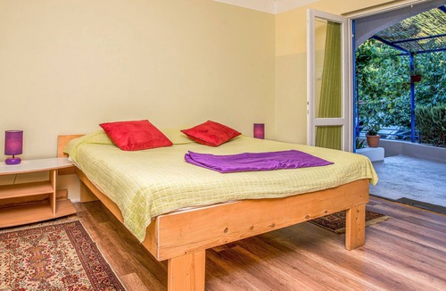 Porozina Apartment | Spend a relaxing vacation in the apartment in a quiet location near the forest.