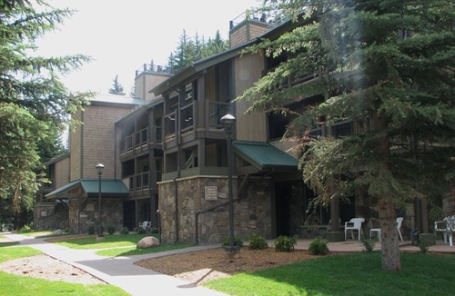 Highland Meadows House | Spend Christmas Week in Vail, CO
