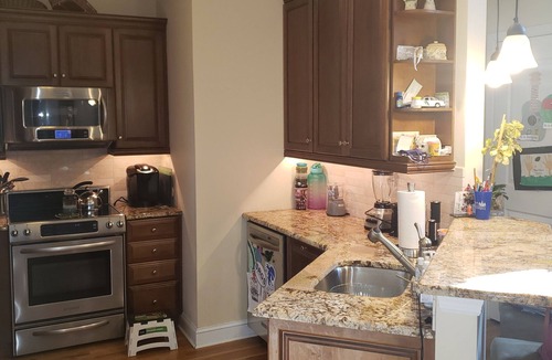 Avon by the Sea Condo | Spend the spring and summer 2025 in Bradley Beach.