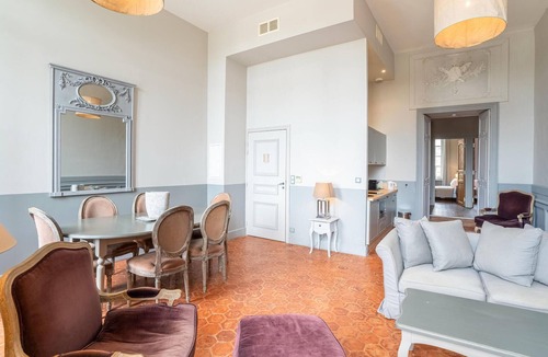 La Redorte House | Spend your vacation in the dreamlike Chateau de la Redorte.
