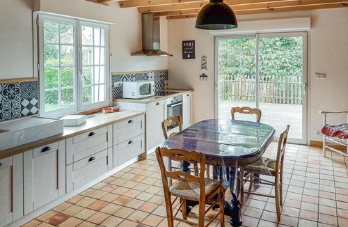 Selles House | Spend your vacation in this practical cottage in the quiet nature in Selles.