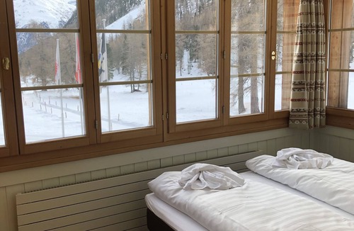 Bever Hostel | Spinas Gasthaus Val Bever - Hostel