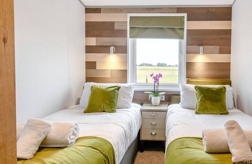 Carlton Miniott Cabin | Spindle Spa (Pet), Thirsk