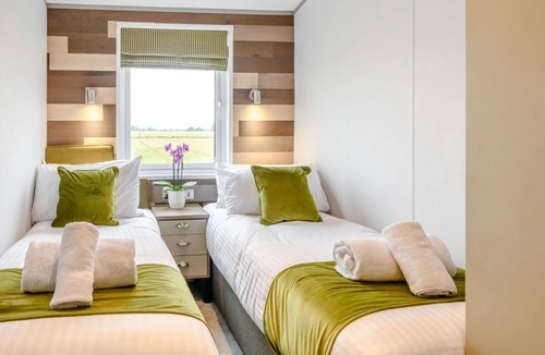 Carlton Miniott Cabin | Spindle Spa (Pet), Thirsk