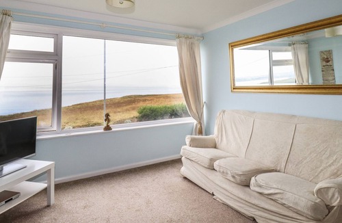 Newquay Apartment | SPINDRIFT APARTMENT 3, family friendly in Porth