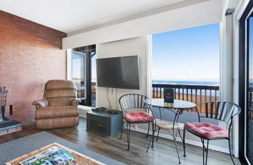 Bandon House | Spindrift Oceanfront Home - The Starboard