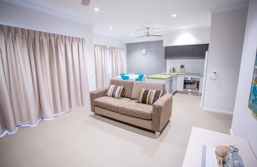 Townview Hotel | Spinifex Motel & Serviced Apartments