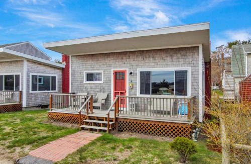 Phippsburg House | Spinneys Guesthouse & Beach Cottages