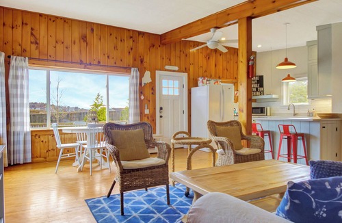 Phippsburg House | Spinneys Guesthouse & Beach Cottages