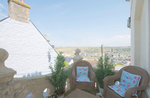Perranporth Cottage | Spiral View