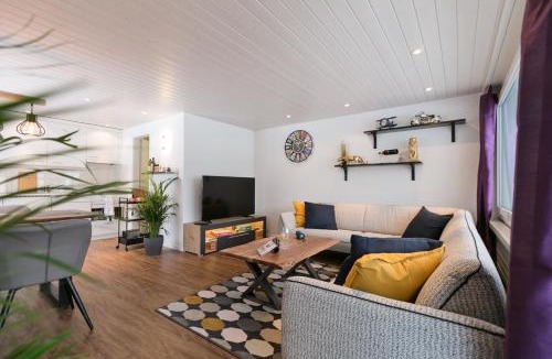 Engelberg Apartment | Spirit Apartments - Balkon - Bergsicht - Parkplatz