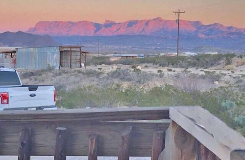 Study Butte-Terlingua House | Spirit House in the Terlingua Ghost Town