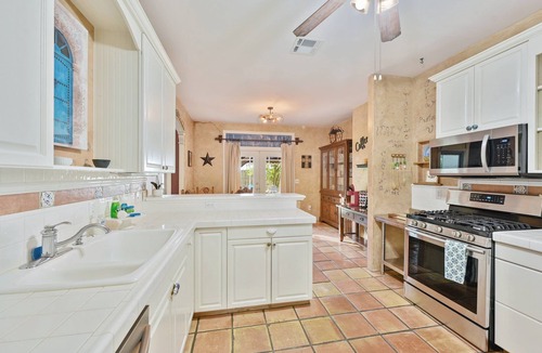 Country Club Estates House | Spirit of Aggieland⭐️Voted#1 Game Day House🏈Huge Yard-GameRoom-<1Mile to Campus