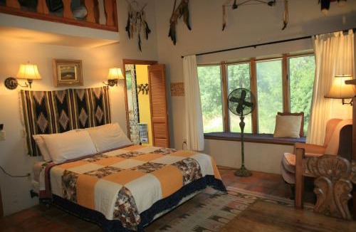 Patagonia Bed & Breakfast | Spirit Tree Inn B&B