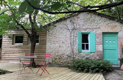 Albi House | Spiritual guest rooms