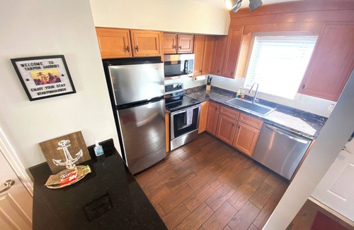 Croissant Park House | Splash, Grill & Chill Near Beaches - Tarpon Harbor 1