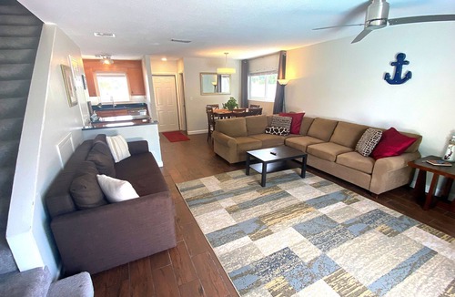 Croissant Park House | Splash, Grill & Chill Near Beaches - Tarpon Harbor 1