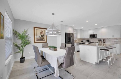 Del Rio House | ~Splash Hill Haven Sleeps 10 Pool & Spa~
