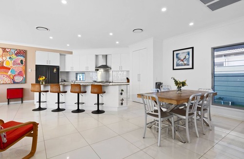 Kingscliff House | Splash House at Kingscliff - Pet Friendly with Pool